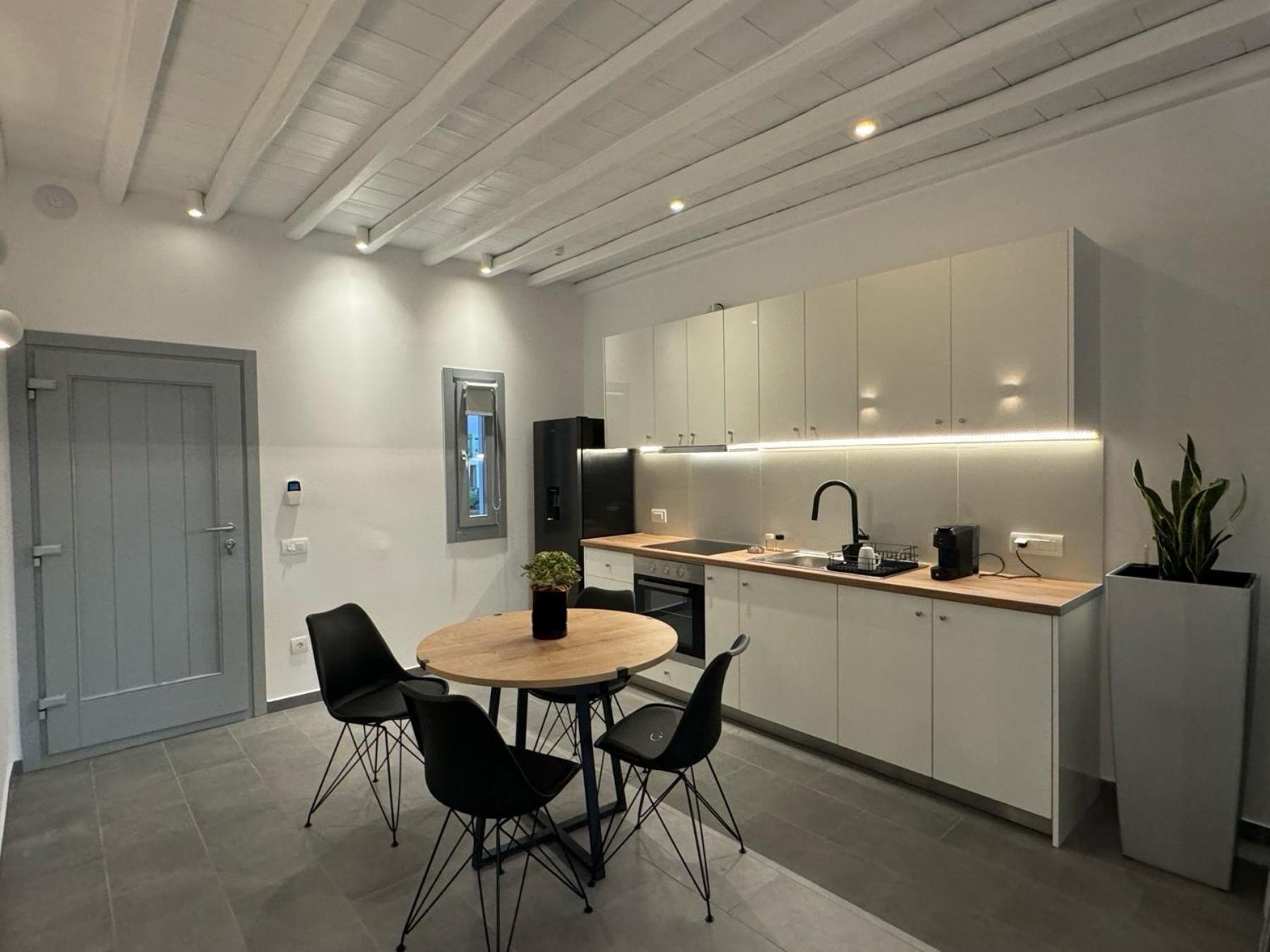 Almond Place Mykonos Town Екстериор снимка